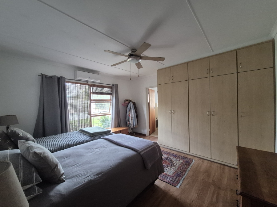 4 Bedroom Property for Sale in Panorama Western Cape